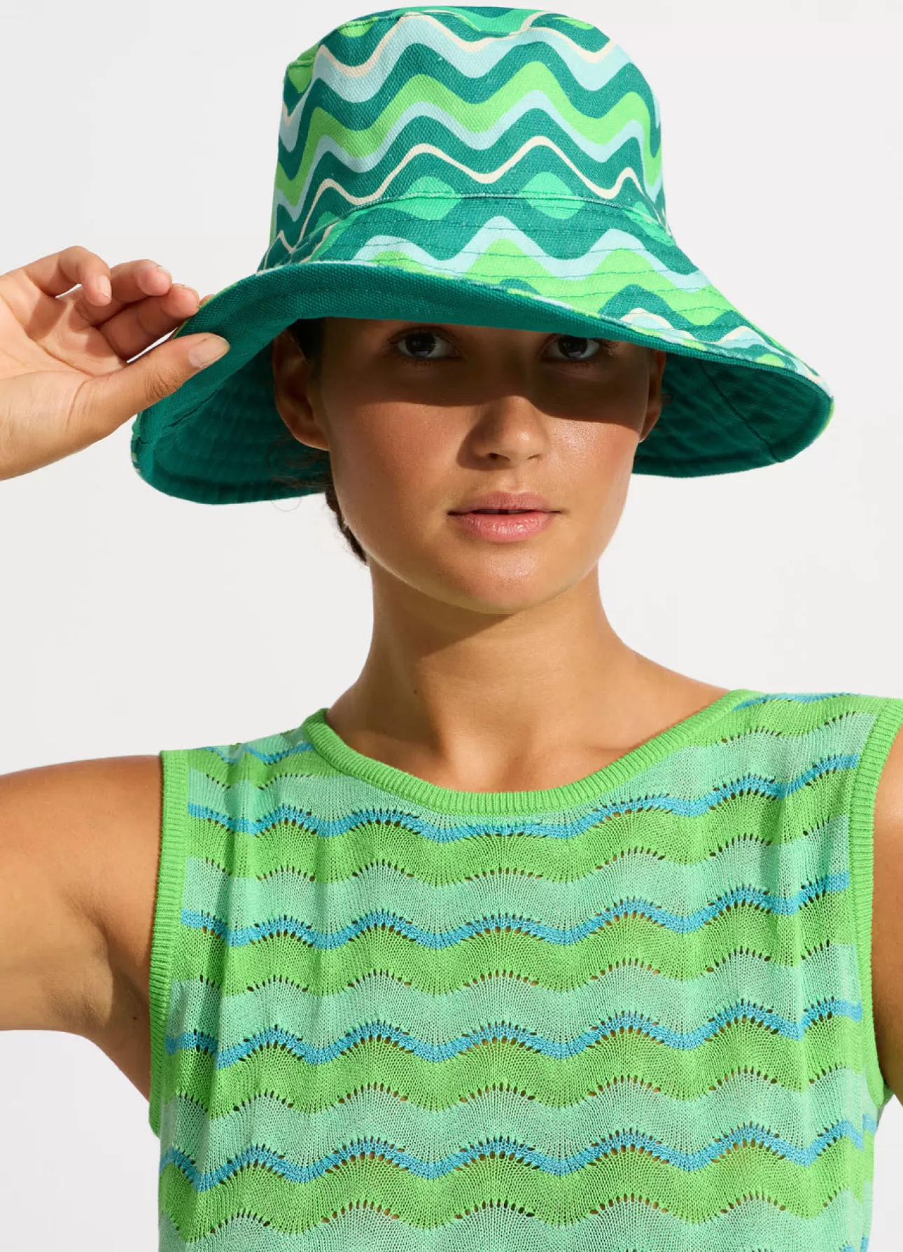 Seafolly Neue Wave Reversible Buckethat -